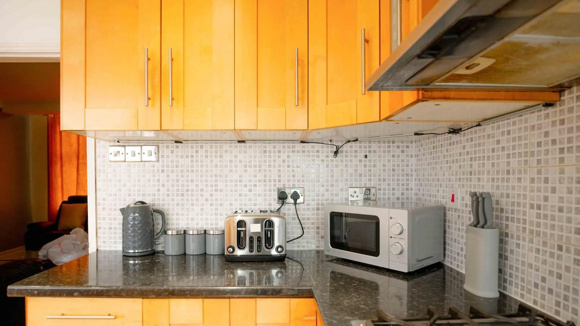 Riverside Thames & O2 Arena Retreat - Luxury 2Bhk Villa Abbey Wood Holiday home