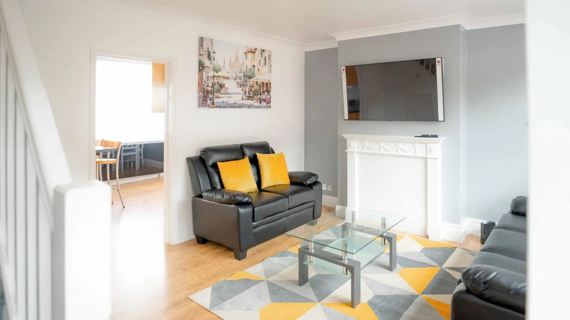 Riverside Thames & O2 Arena Retreat - Luxury 2Bhk Villa Abbey Wood