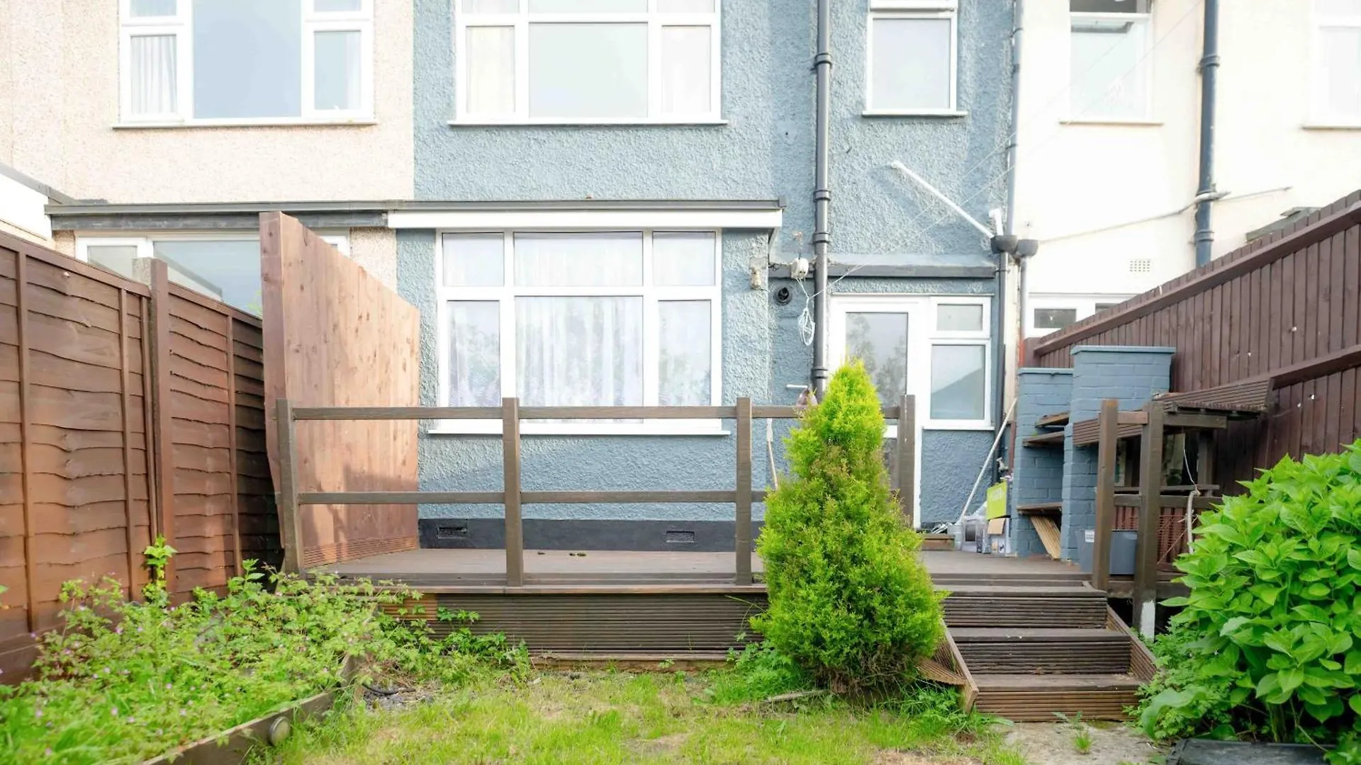 Riverside Thames & O2 Arena Retreat - Luxury 2Bhk Villa Abbey Wood United Kingdom