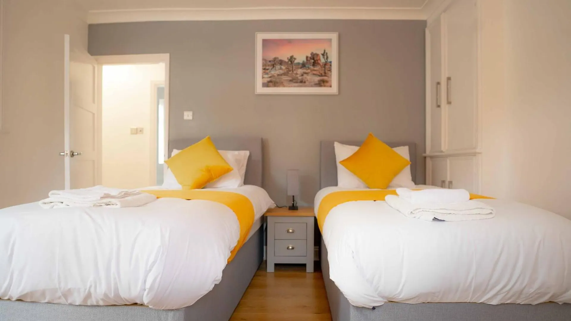 Riverside Thames & O2 Arena Retreat - Luxury 2Bhk Βίλα Abbey Wood Σπίτι διακοπών