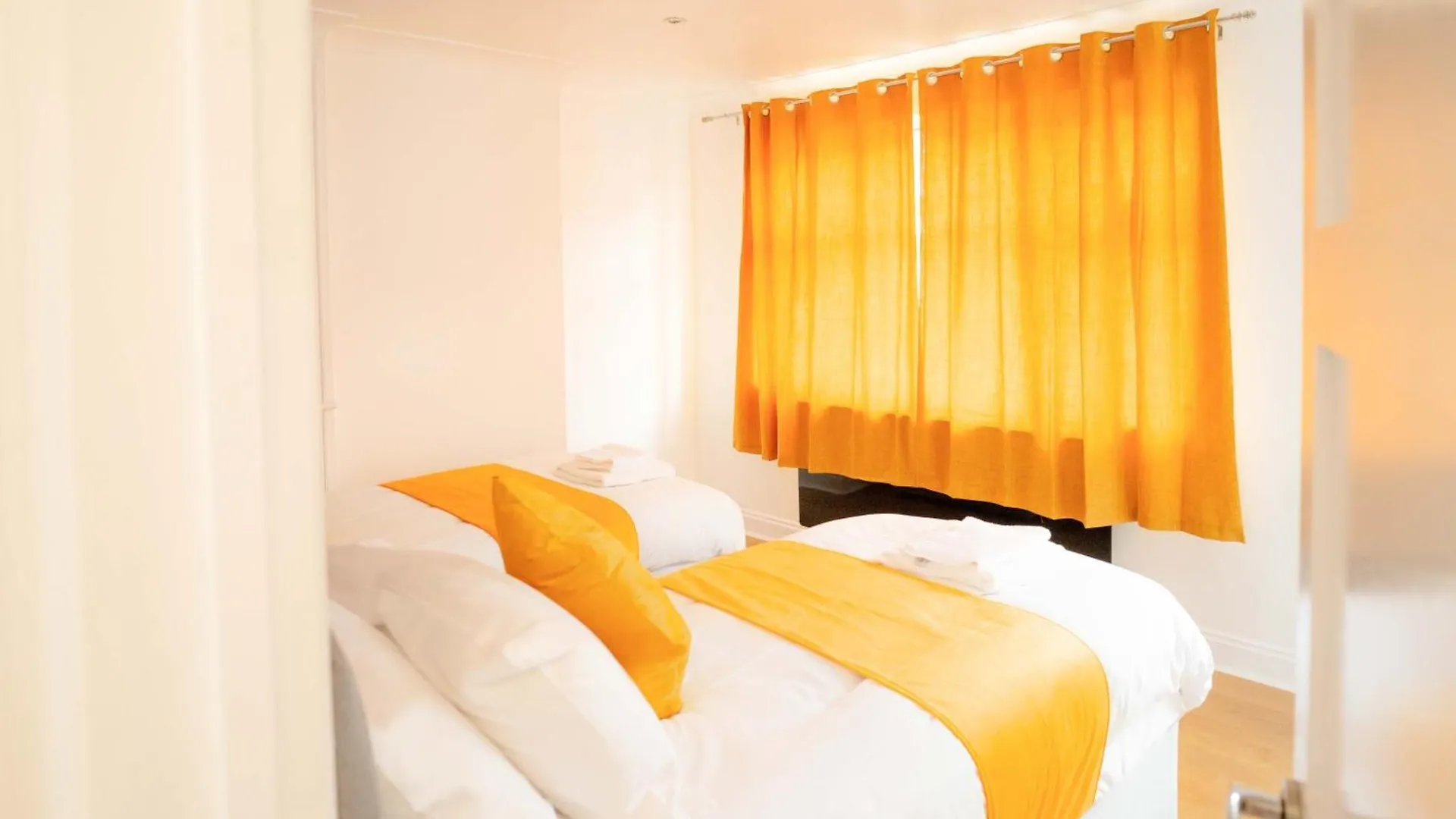 Σπίτι διακοπών Riverside Thames & O2 Arena Retreat - Luxury 2Bhk Βίλα Abbey Wood