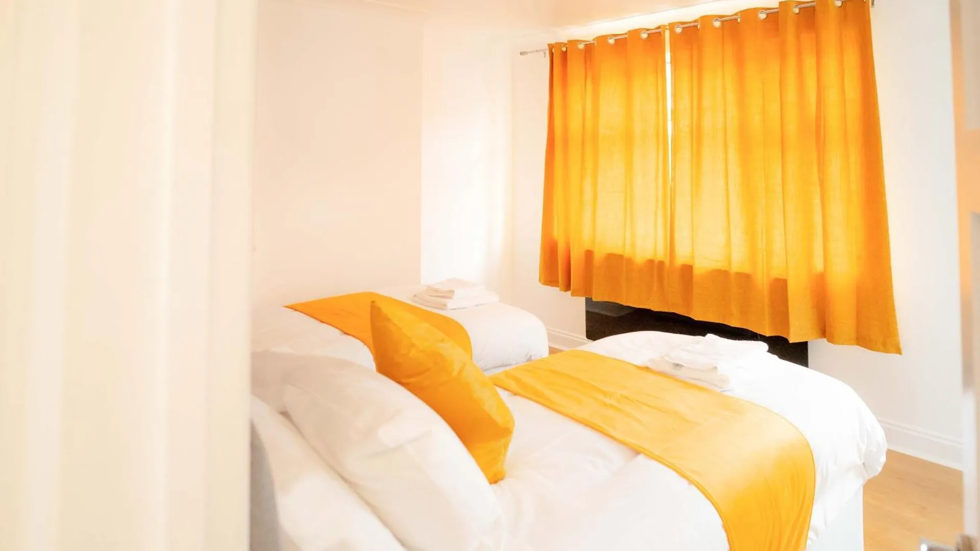 Riverside Thames & O2 Arena Retreat - Luxury 2Bhk Βίλα Abbey Wood