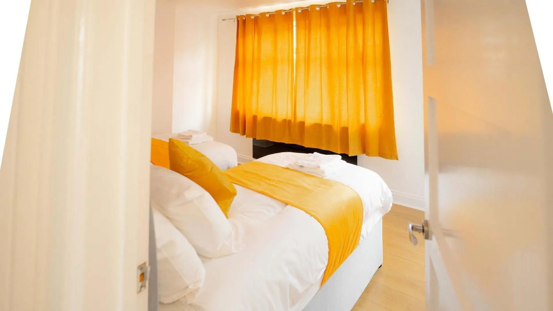 Riverside Thames & O2 Arena Retreat - Luxury 2Bhk Βίλα Abbey Wood Σπίτι διακοπών